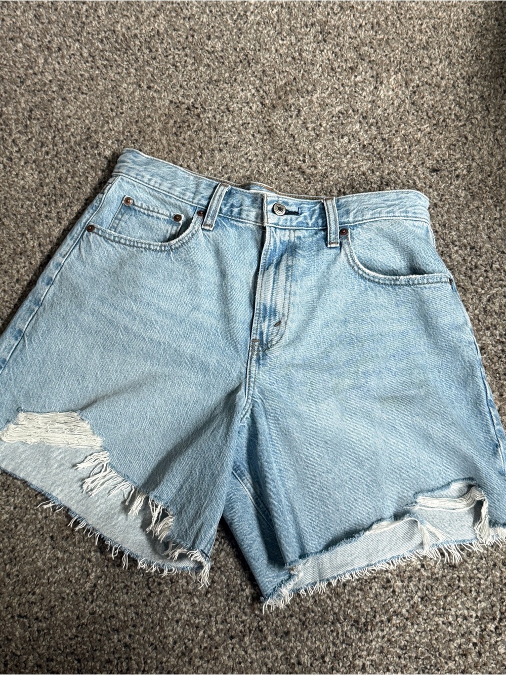 Abercrombie Loose Shorts - Never Worn